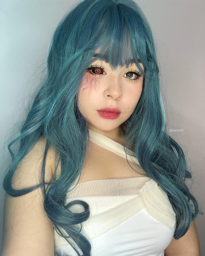 Instagram post by @karyznd for Candylens. Caption reads: [...] be mine~ 💙Productos/PR💙 ✨Lenses:....