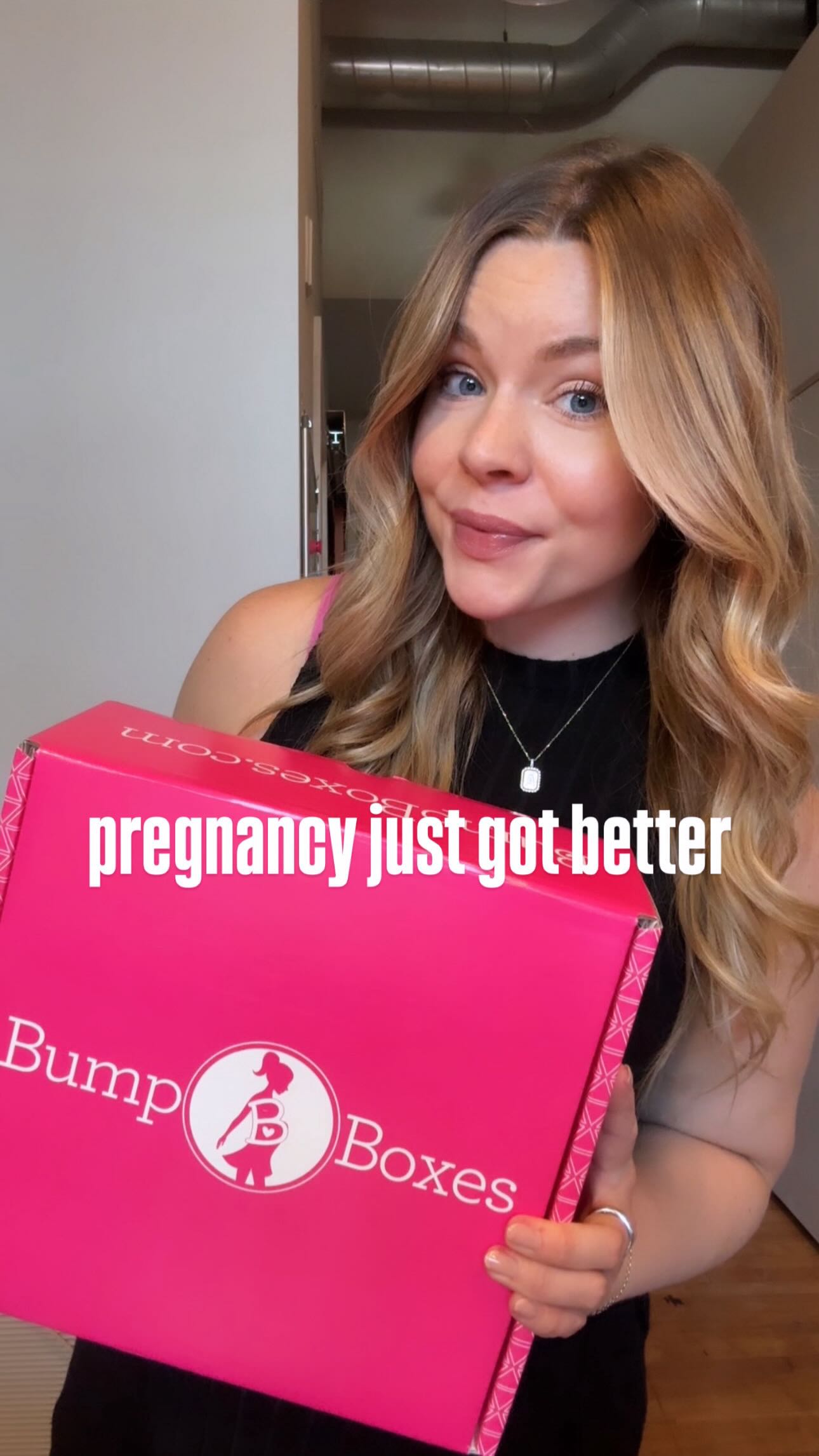 Instagram post by @goforthandgrow for Bump Boxes. Caption reads: pregnancy just got better with @bumpboxes 🤰🏼💕 a....