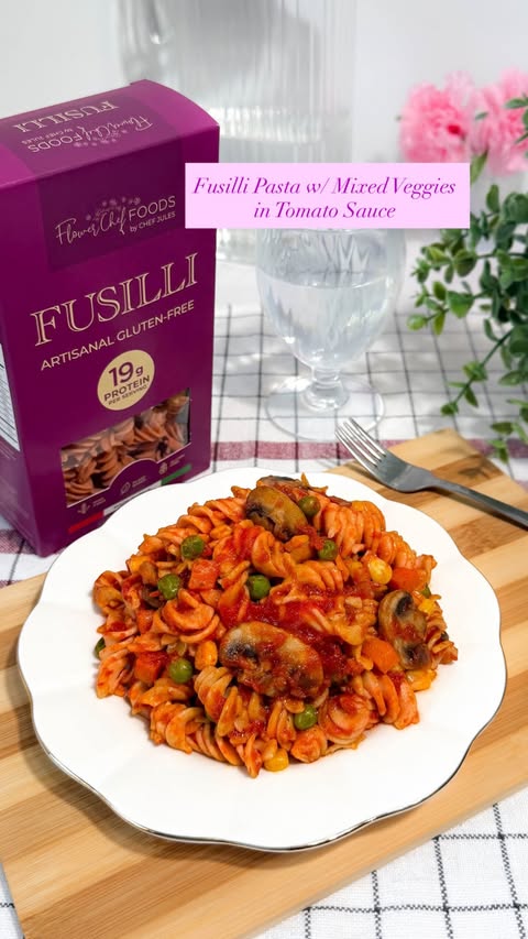 Instagram post by @foodyhopper.ig for Amazon. Caption reads: [...] Fusilli 🌟 __ WHERE to get it: @amazon or....