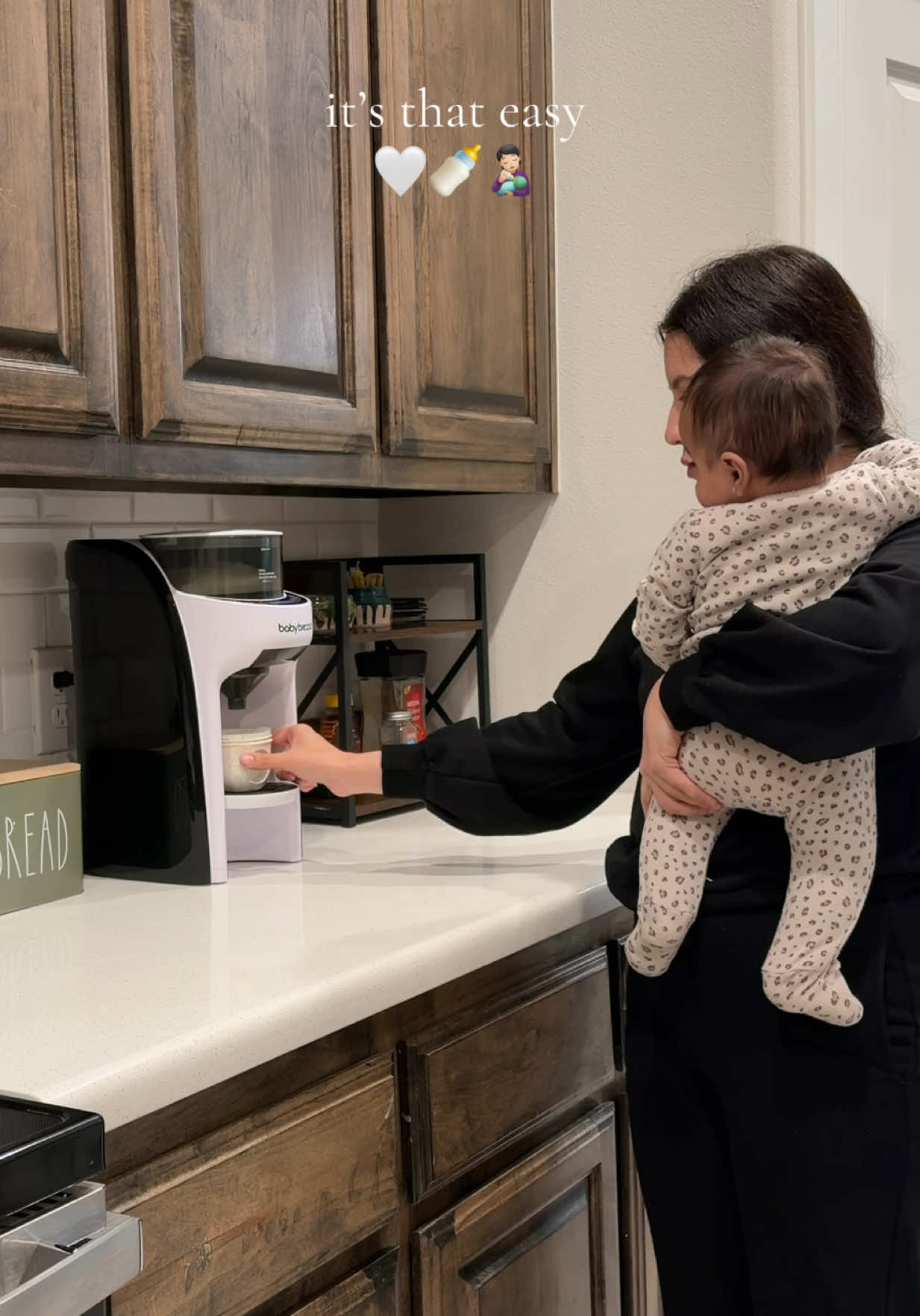 TikTok post by @mirandaaflores_ for Baby Brezza. Caption reads: [...] I think yes🙂‍↕️🤍🍼 Loving our @Baby Brezza....