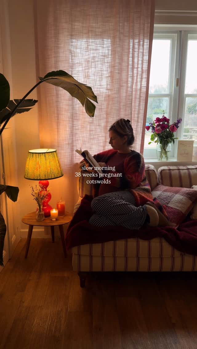 Instagram post by @flossys_wonderland for Dyson. Caption reads: Prioritising rest & relaxation in these final....