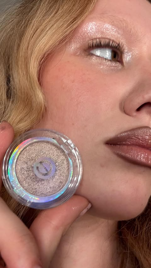Instagram post by @hollyroche__ for Essence Cosmetics. Caption reads: ad | proof you don’t need to spend big for high....