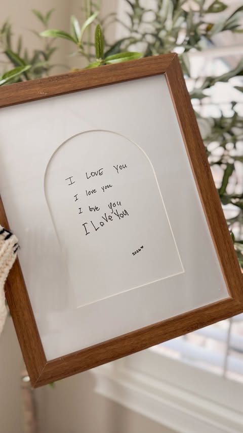 Instagram post by @sincerelyunnati for Sharpie. Caption reads: The viral “I love you” frame - I was not ready for....