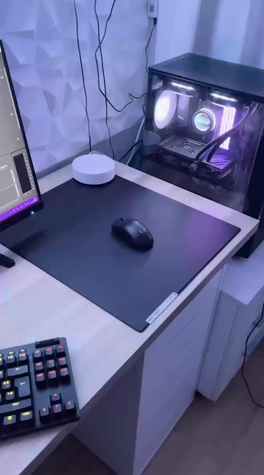 TikTok post by @wesleyrblx for WALLHACK. Caption reads: Tysm @WALLHACK for sending this out. code “WESLEY”....