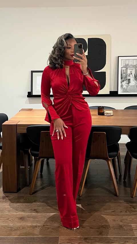 Instagram post by @janesha.moore for somaintimates. Caption reads: [...] 40% your entire purchase at @somaintimates....