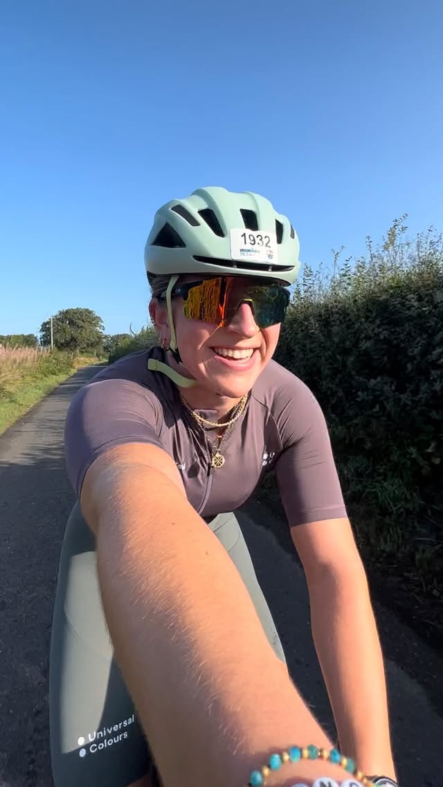 Instagram post by @thehungry.medic for Veloforte. Caption reads: [...] drop your advice below 🙏) as always....