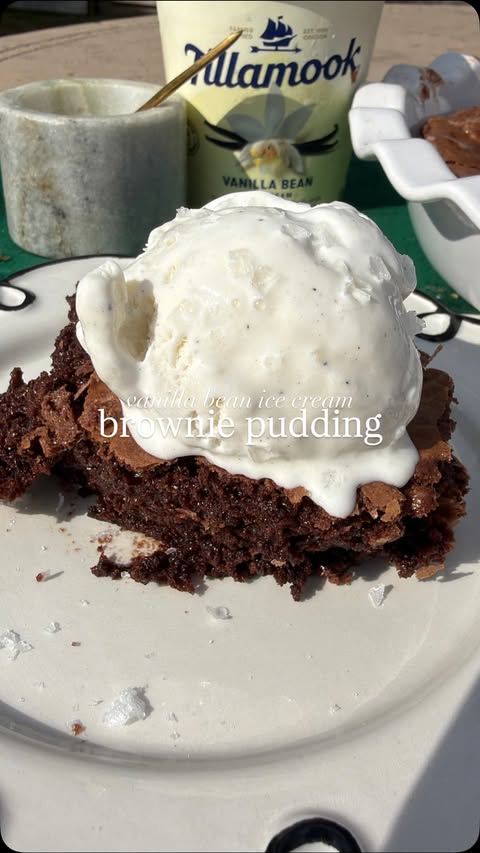 Instagram post by @mersgoodeats for Tillamook. Caption reads: Brownie pudding

this is ina gardens brownie....