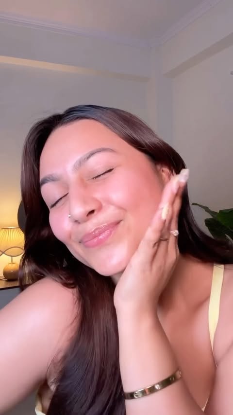 Instagram post by @ritu.singh27 for Dr Sheths. Caption reads: Your barrier’s new BFF: @drsheths Ceramide and....