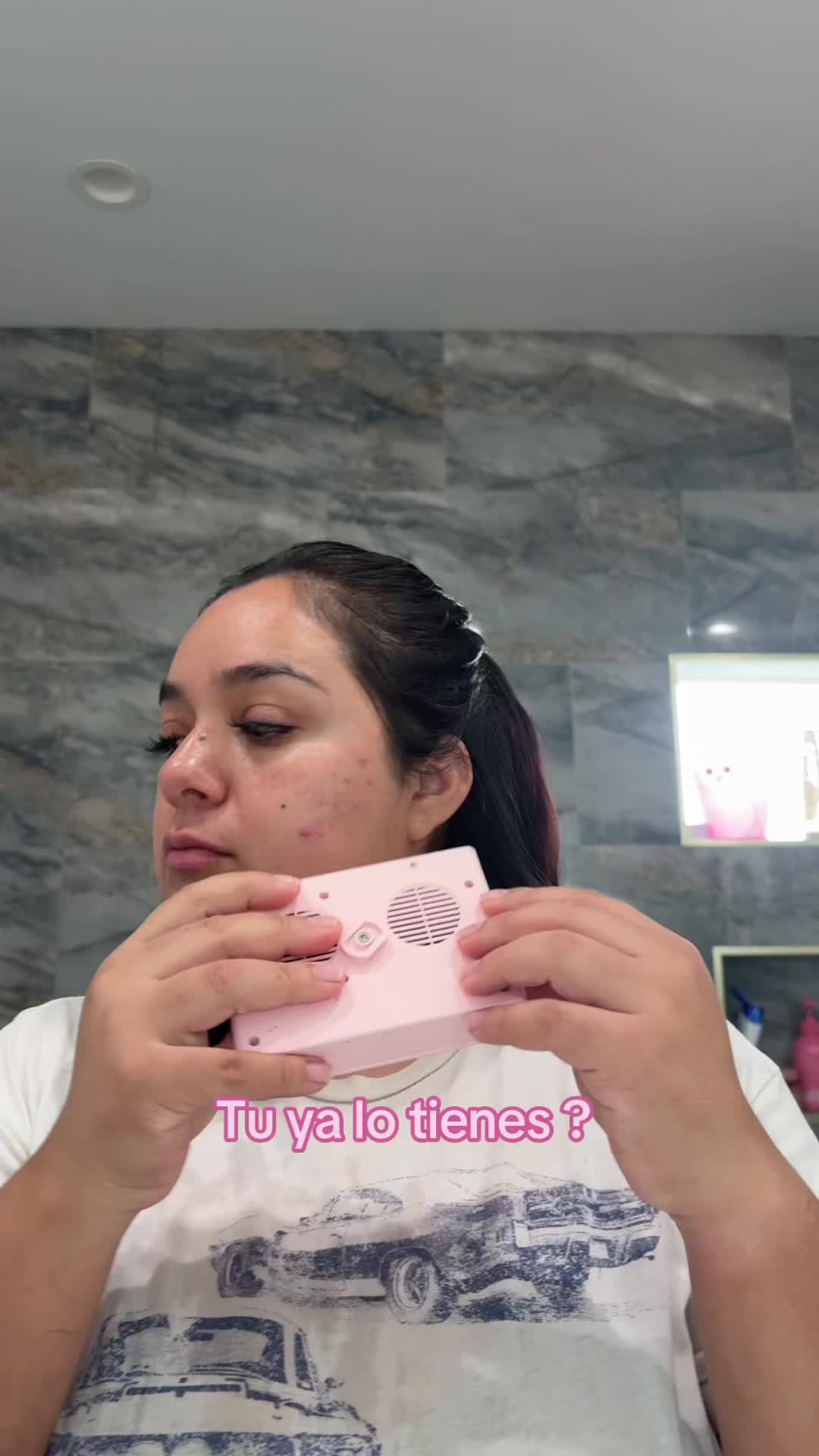 TikTok post by @deyaramirez238 for JoyTutus. Caption reads: @JOYTUTUS #portablefan #fan #ventiladorportatil....