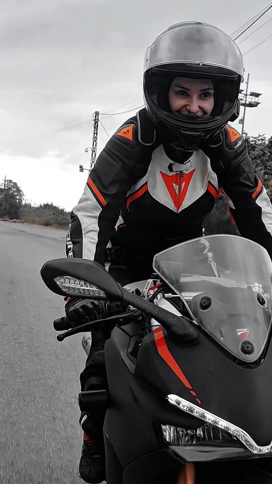 Instagram post by @duc.riders.venezuela for Ducati. Caption reads: [...] #Jinan_Lebanon #JinanBikeVideos....