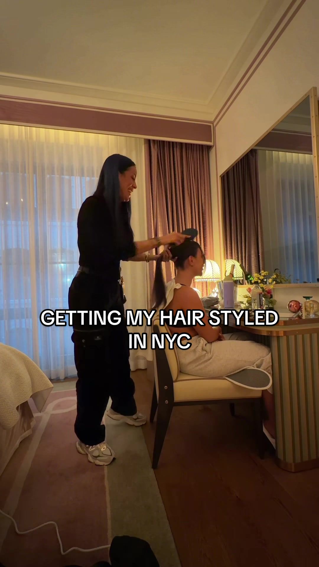 TikTok post by @izzysantulli for Moroccanoil. Caption reads: My hair ATEEE 😜 shoutout to my girl steph from....