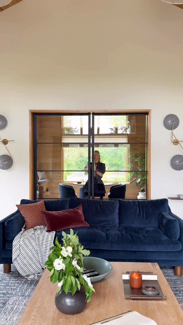 Instagram post by @em_henderson for Sherwin-Williams. Caption reads: Here are some of my favorite @sherwinwilliams....