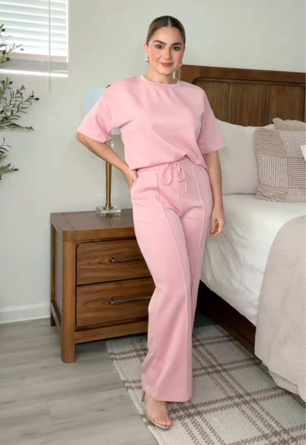 TikTok post by @aburgos02 for ChicMe. Caption reads: [...] #womenfashion #womenclothing @ChicMe_US....