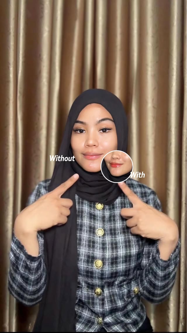 Instagram post by @nurulhasanah_h for NPURE. Caption reads: [...] with Every Swipe Power Glow Lip Oil💄💋✨....
