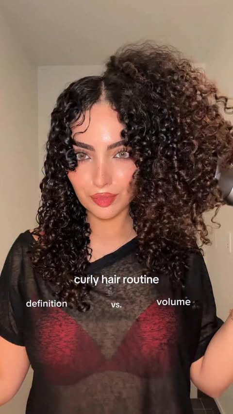 Instagram post by @moon.azad for Carol's Daughter. Caption reads: [...] side do you like more?✨ products:....