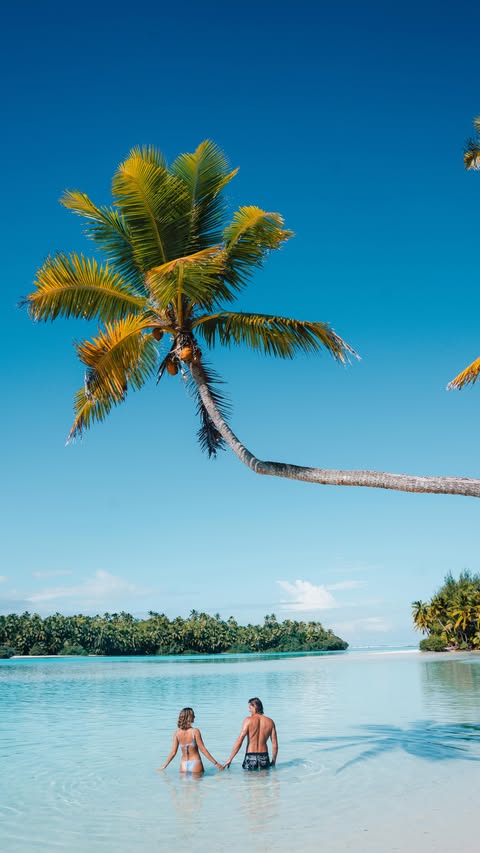 Instagram post by @haz_and_loz for Luxury Escapes. Caption reads: Our pitch for this paradise to be on your travel....