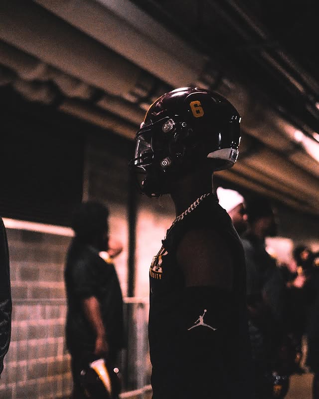 Instagram post by @zaymorrison_ for SHOC. Caption reads: Hometown Hero 📍 #chicago #CB1 • • This is for you....