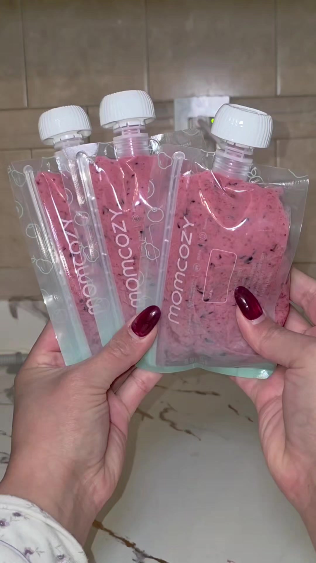 TikTok post by @angie_alvaradox for GROWNSY. Caption reads: From blender to pouch in minutes 🙌 A baby food....