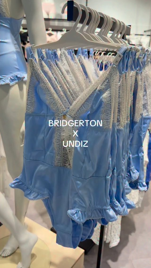 Instagram post by @dorinevictoria for Undiz Family. Caption reads: Bridgerton x @undizfamily 💙✨ #undiz #bridgerton....