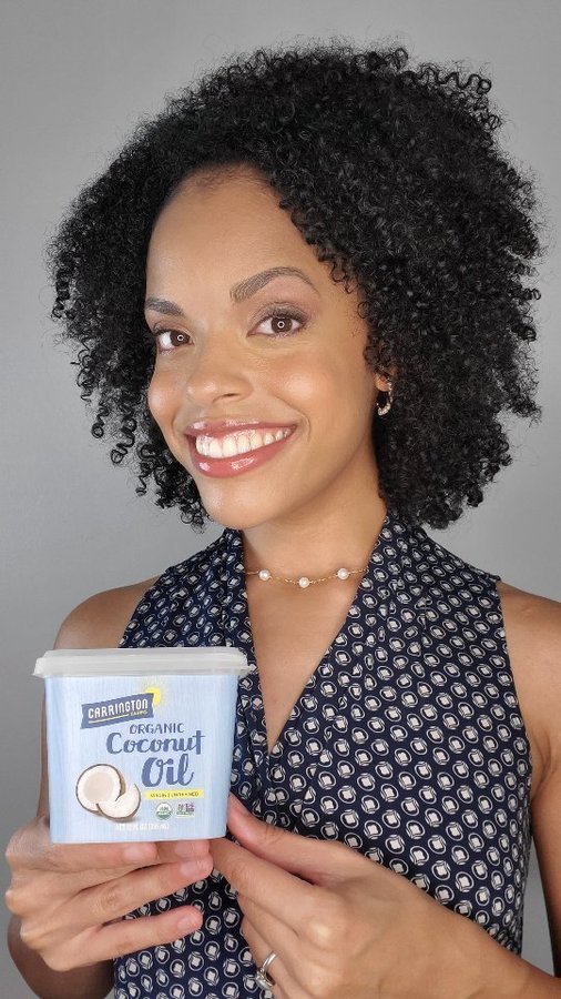 Instagram post by @bernadettebeck for Carrington Farms. Caption reads: 🧖🏽‍♀️After a long day on the set I use....