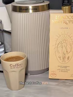 TikTok post by @amylouiselewis_ for London Nootropics. Caption reads: [...] for added benefits! 😍🫶🏻 - @London....
