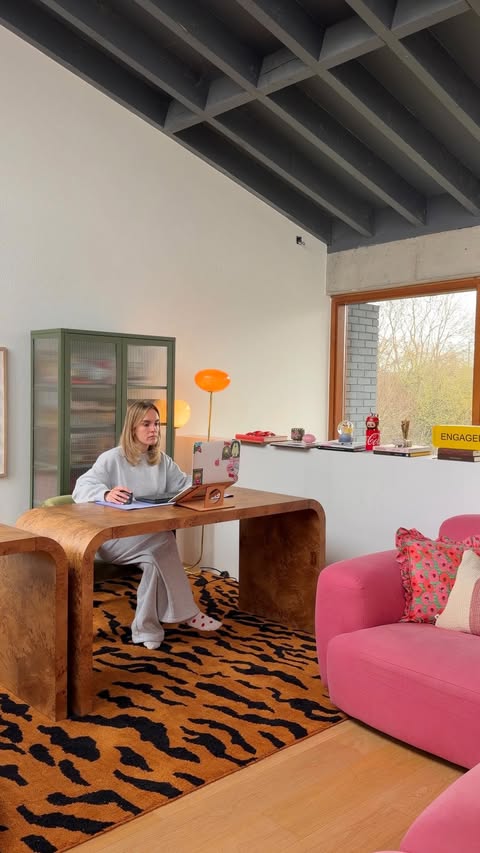 Instagram post by @lanawilman for Logitech. Caption reads: [...] as an Agency Owner & Creator during....