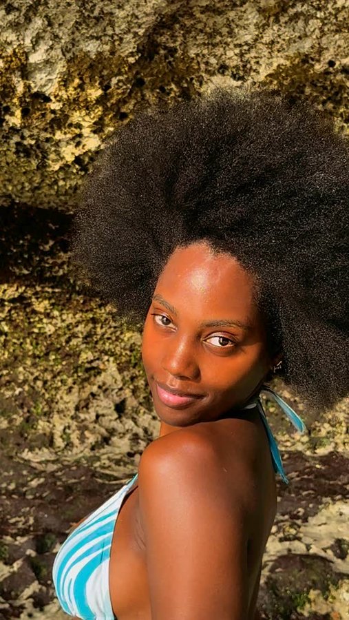 Instagram post by @nadiyaaissa for Scotch Porter. Caption reads: Let me tell you a story about persistence, because....