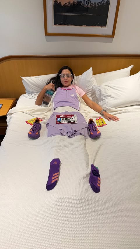 Instagram post by @aymdes_ for adidas Running. Caption reads: [...] achoooooo ahhahahahaha @adidasbrasil....