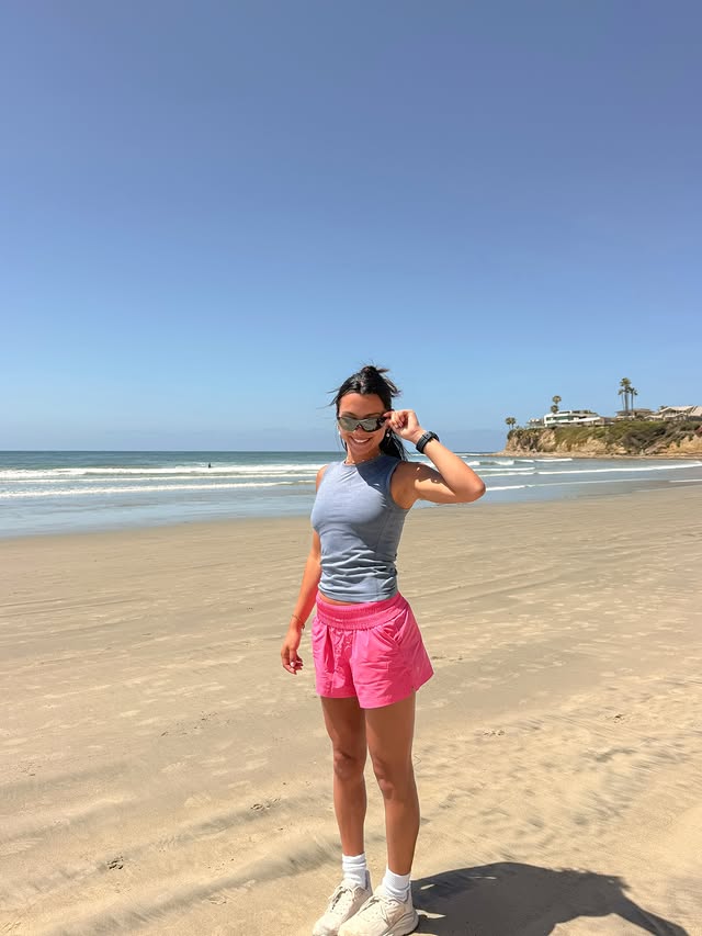 Instagram post by @happywithmeg for Athleta. Caption reads: [...] weather, ideal outfits 🌟💓 all from....