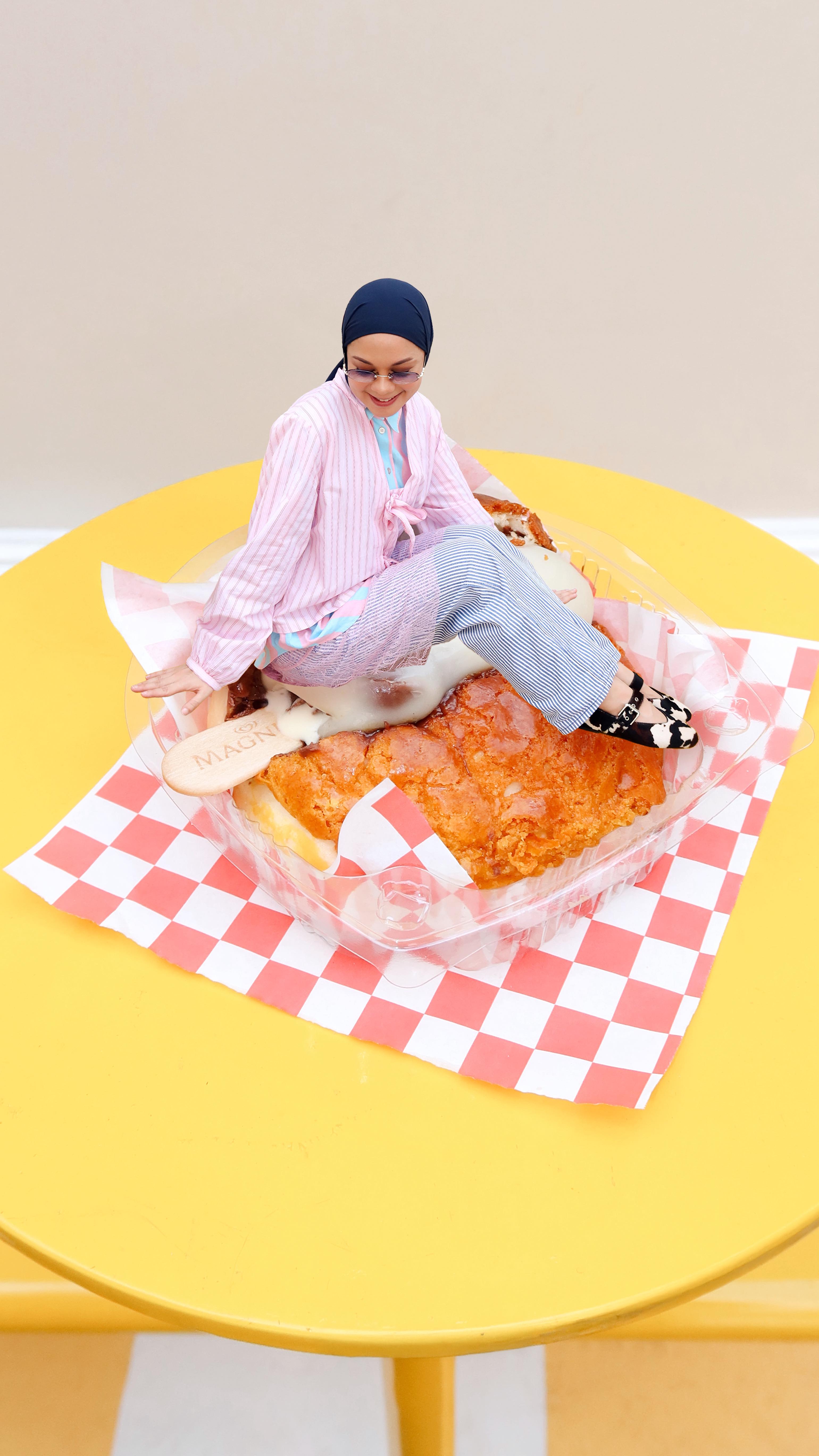 Instagram post by @tantrinamirah for Magnum Ice Cream. Caption reads: That moment when @magnum.idn does a collab with....