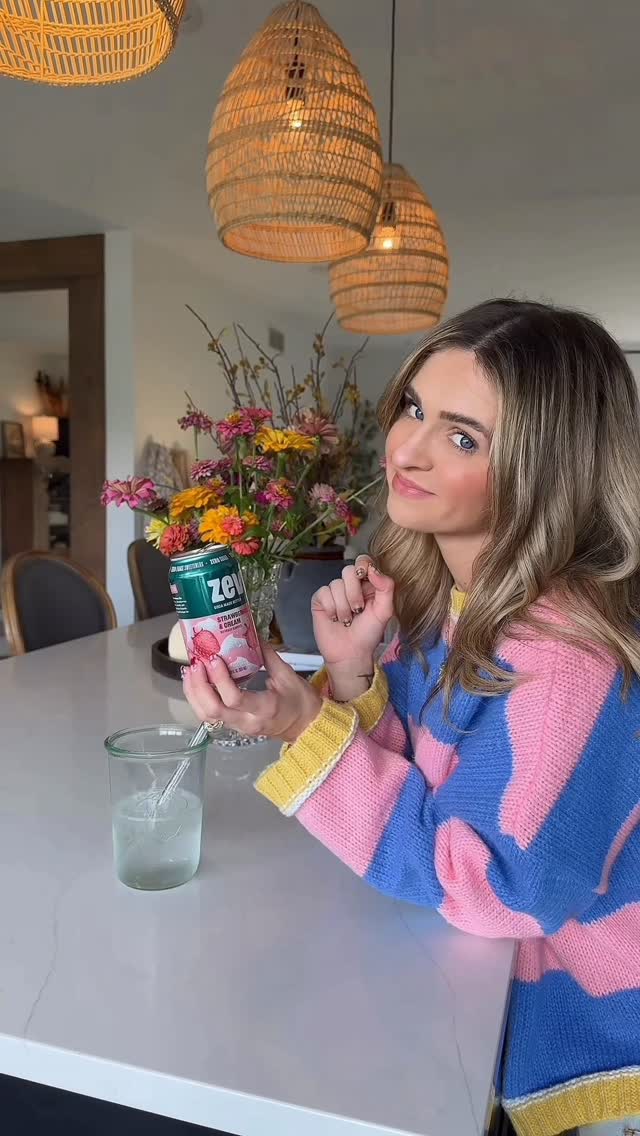 Instagram post by @hannaehenderson for Zevia. Caption reads: #Ad Hanna may not win awards for laundry or....