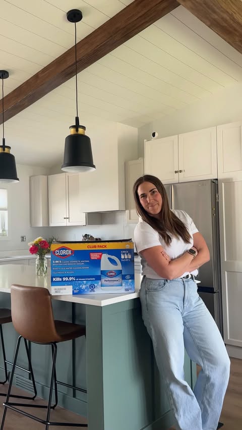 Instagram post by @apriljustinehome for Clorox. Caption reads: #ad Let’s deep clean with @clorox_canada....