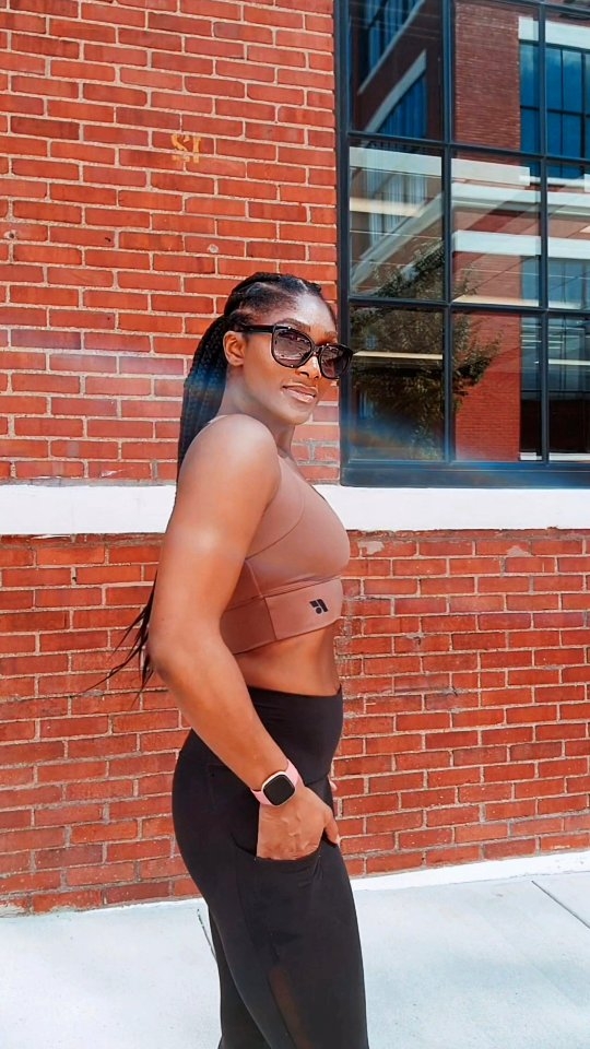 Instagram post by @life.with.leah.fitness for Forme. Caption reads: ✨Your posture’s new best friend ✨

The Forme....