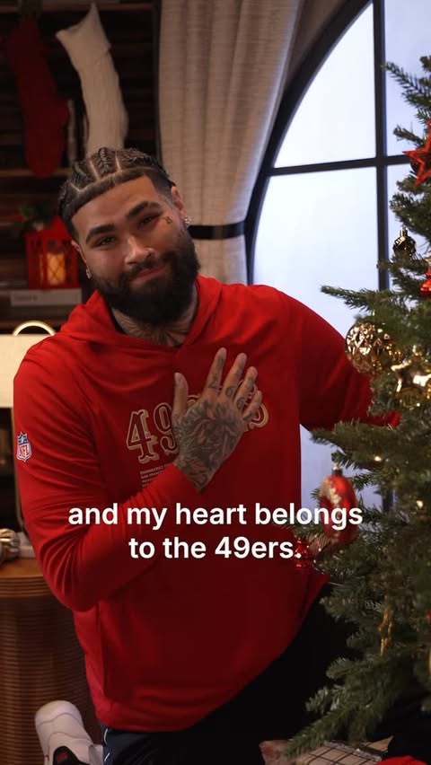 Instagram post by @ronniebanks for Fanatics. Caption reads: Nothing brings the family together like new 49ers....