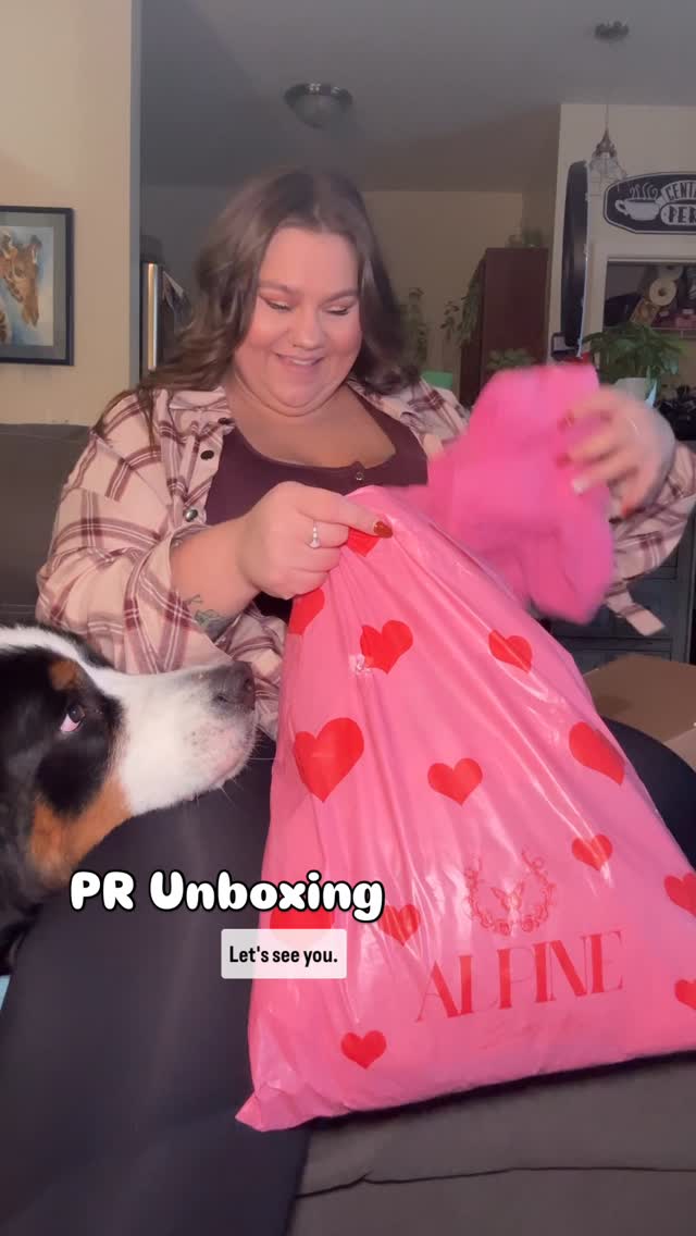 Instagram post by @voluptuousleah for BeautyStat. Caption reads: [...] Pr gifts from: @alpinebutterflyswim....