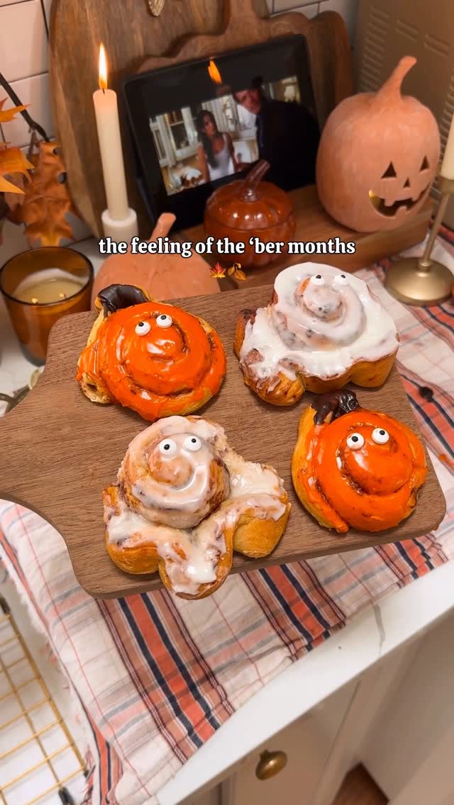 Instagram post by @steffy for Air Wick US. Caption reads: The ‘ber months are hereeee, i love them so deeply....