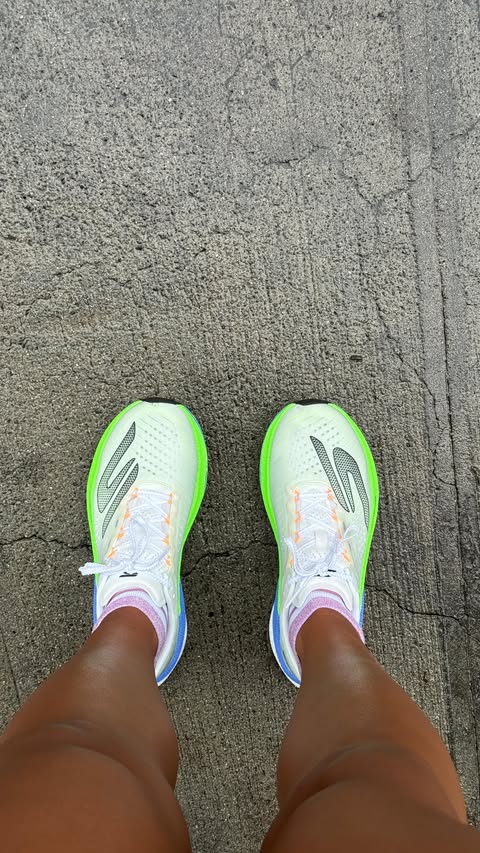 Instagram post by @meerae.moves for SKECHERS. Caption reads: #AD The new @skechers Aero Razor is the definition....