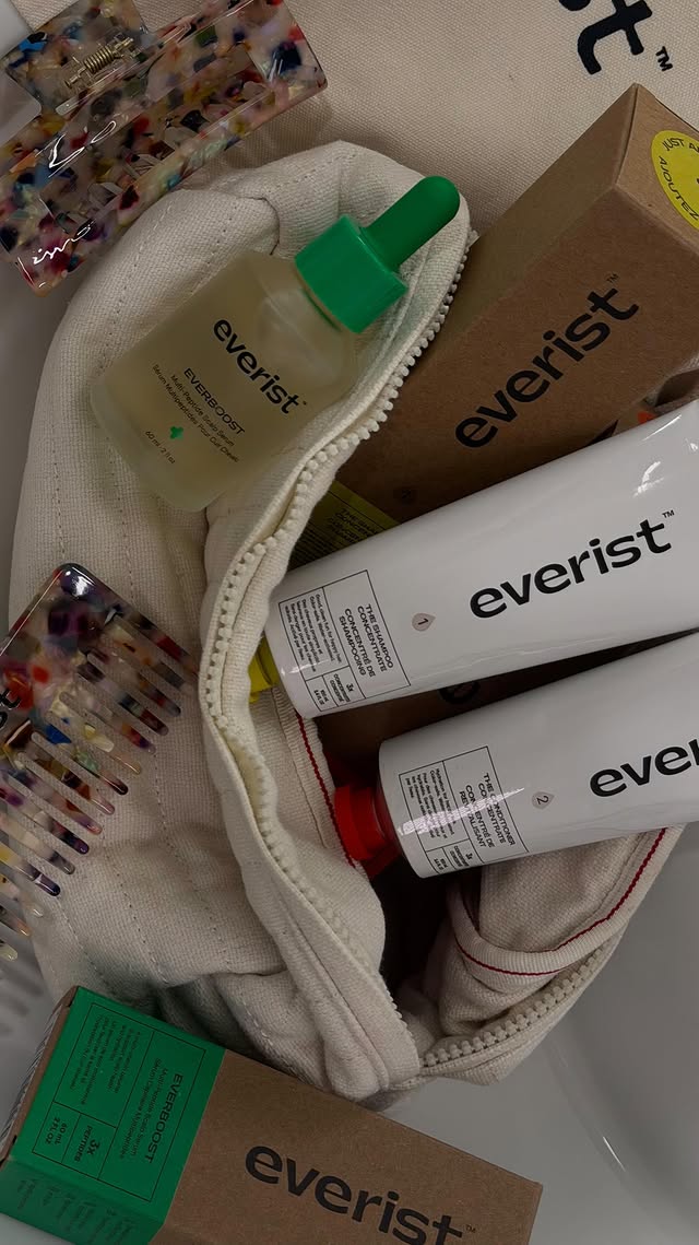 Instagram post by @cernkarasu for Everist. Caption reads: [...] and glowing more than ever 🌟 @helloeverist....