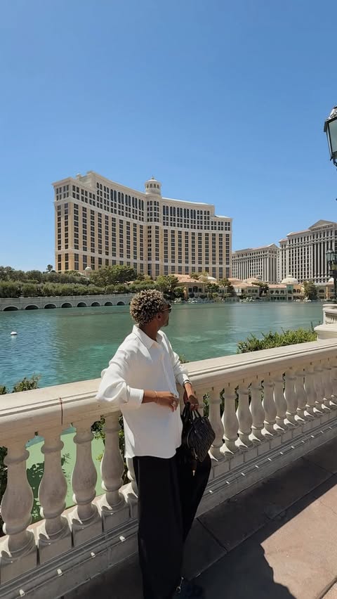 Instagram post by @moorehisstyle for Hotels.com. Caption reads: #EGAmbassador Spent 36 hours in Las Vegas with....