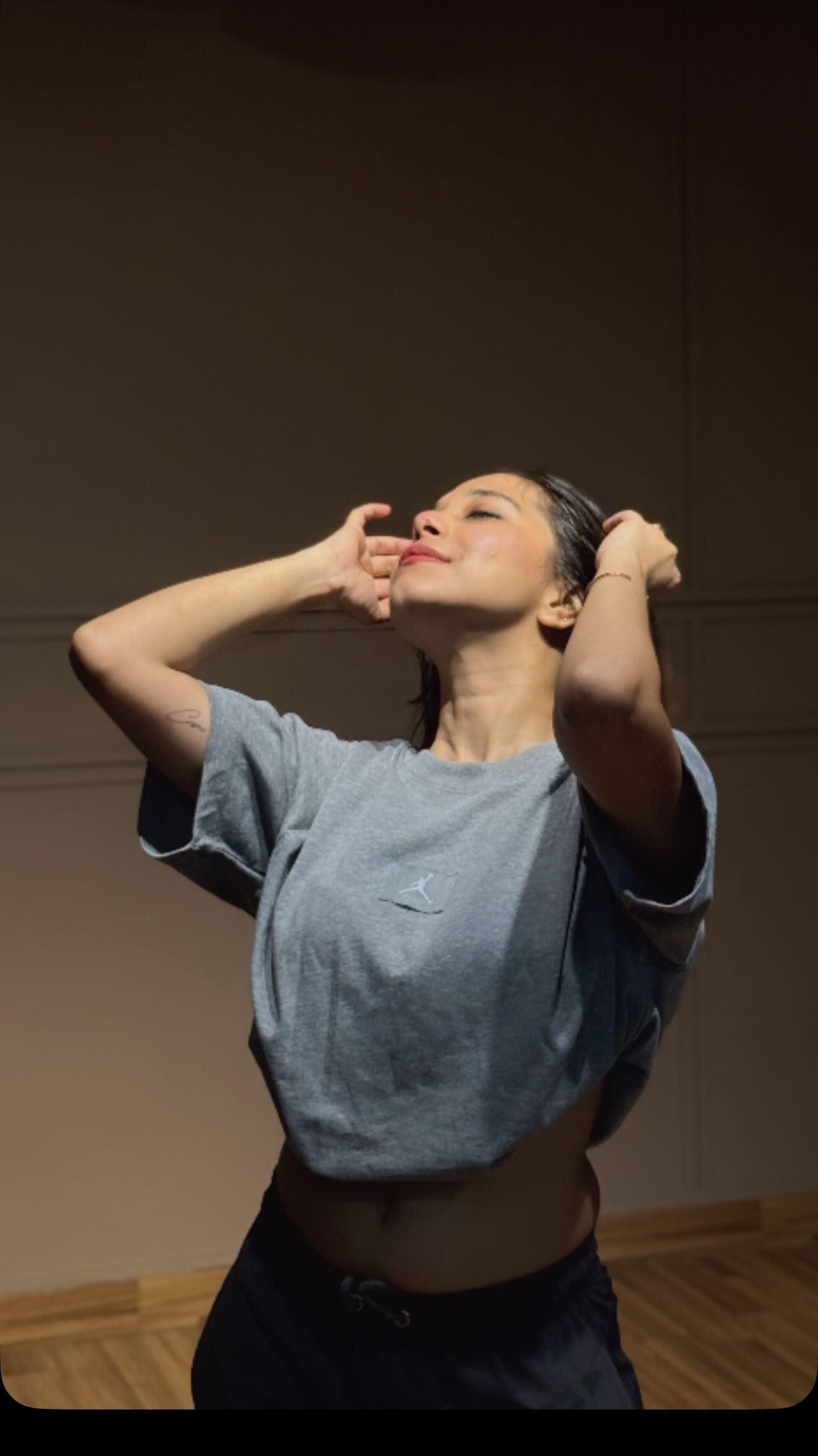 Instagram post by @naina.modi for BBC ICECREAM. Caption reads: [...] & on www.superkicks.in 

@nike @bbcicecream....