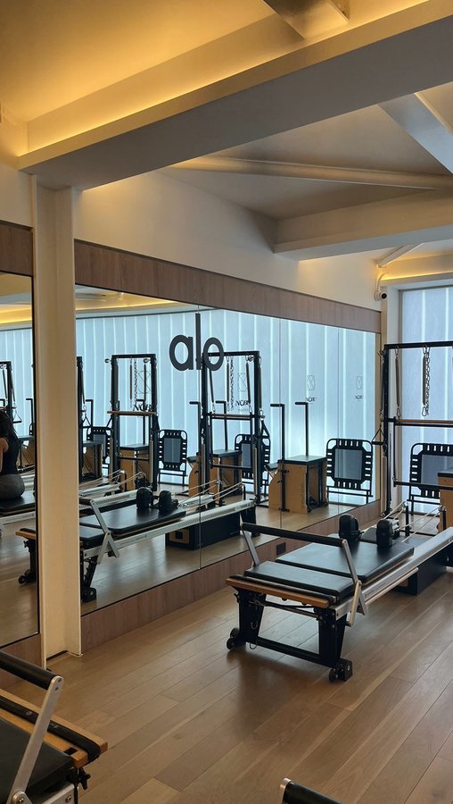 Instagram post by @emilyklacey for Atyab Al Marshoud. Caption reads: Come shopping with me at @atyabalmarshoud to....