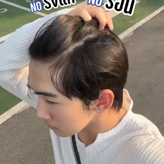 Instagram post by @_minibxss for Head&Shoulders. Caption reads: How to หายหัวร้อน no รังแค....