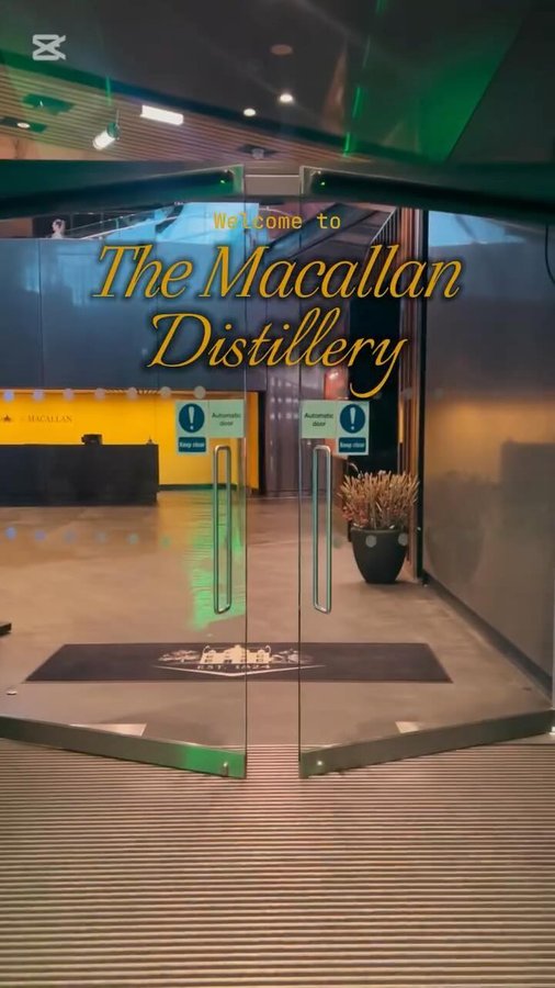 Instagram post by @julioonatewhisky for The Macallan. Caption reads: 𝘐’𝘮 𝘙𝘦𝘢𝘥𝘺 𝘧𝘰𝘳 𝘊𝘩𝘳𝘪𝘴𝘵𝘮𝘢𝘴 🎄🥃....