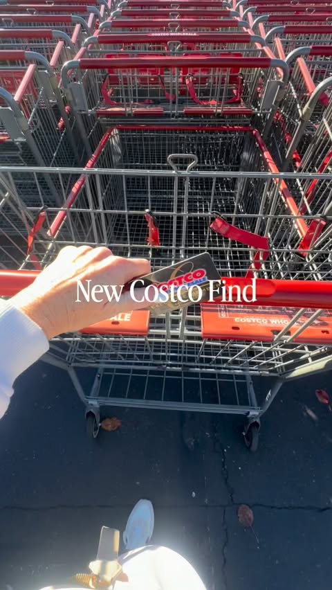 Instagram post by @grocerygettinggirl for The Spice House. Caption reads: @thespicehouse Old World Italian Seasoning is now....