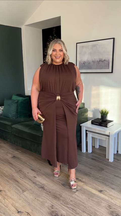 Instagram post by @jessontheplussize for Boohoo. Caption reads: You loved the last @boohoo party-wear haul so I....