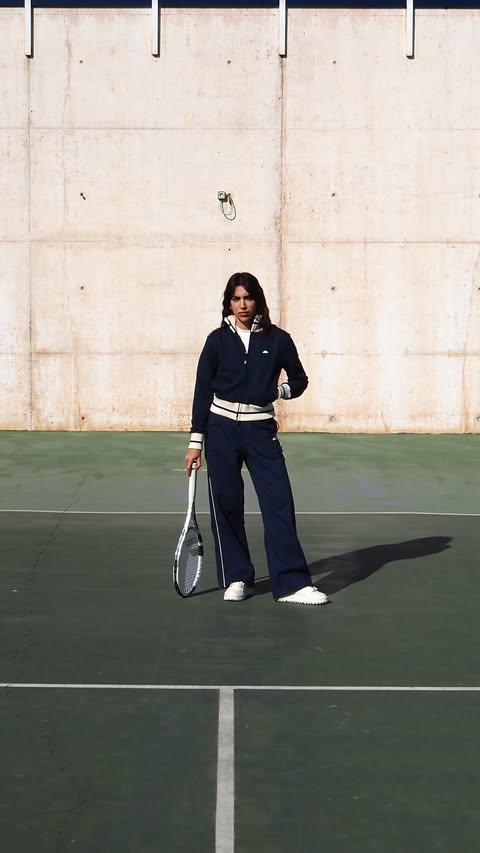 Instagram post by @afedericca for ellesse. Caption reads: [...] In motion. Two looks, one mindset....