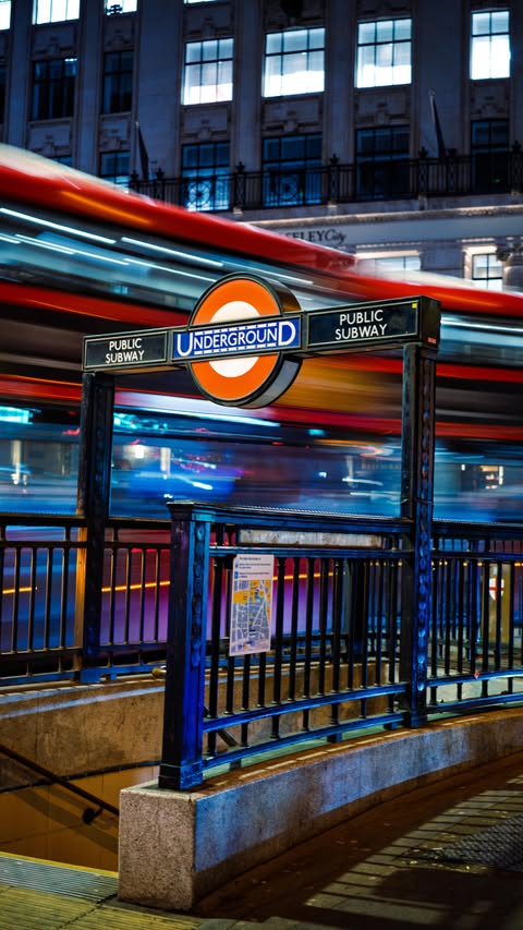 Instagram post by @maciejsphotos for Hasselblad. Caption reads: [...] Speed - 0.5s 
Aperture - F4
ISO - 400

Shot....