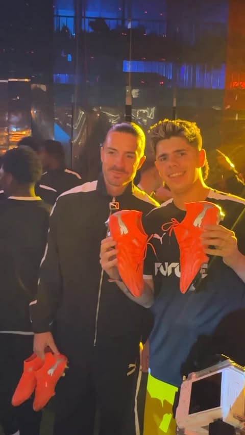 Instagram post by @qesek for PUMA Football. Caption reads: Spotkałem Grealisha ⚽️🔥 @pumafootball....