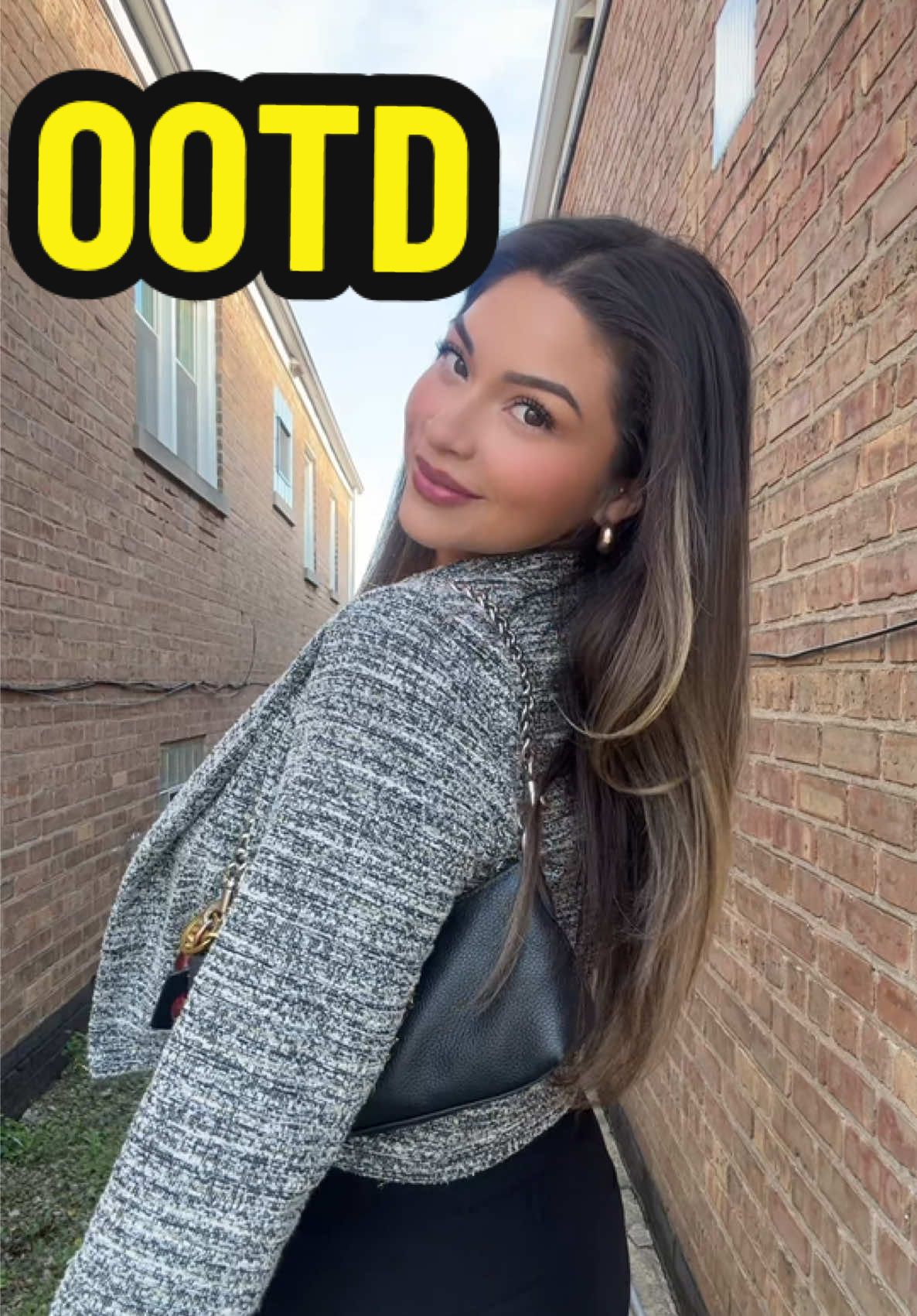 TikTok post by @_babyloba for Nine West. Caption reads: [...] Backstage @Calvin Klein @ninewest @Coach....