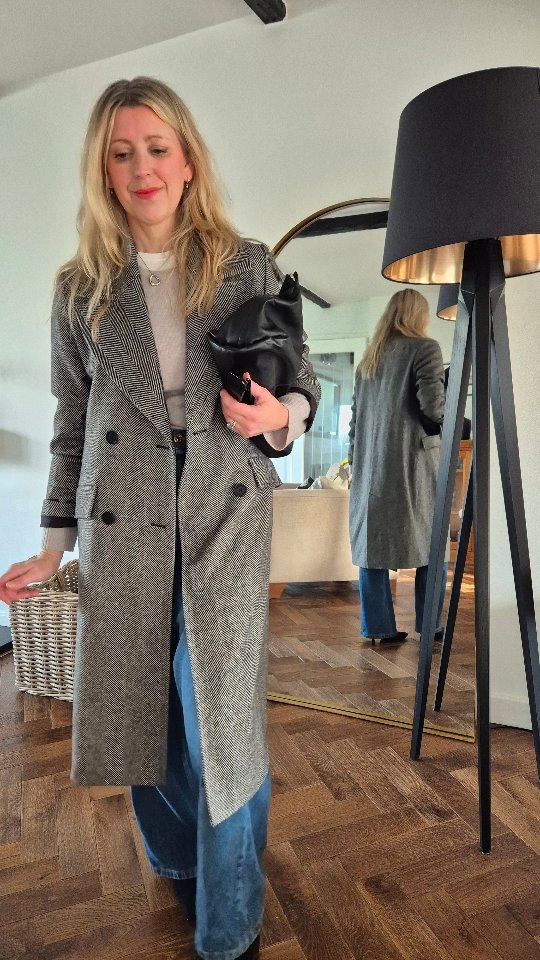 Instagram post by @maison_abbott for STORIES Parfums. Caption reads: [...] Boots @hm Bag @flattered Fragrance....